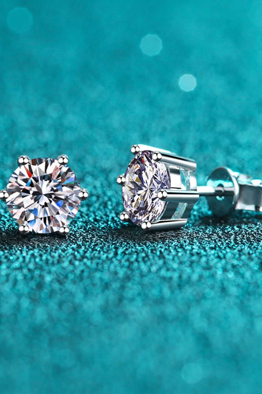 1 CTW Moissanite Stud Earrings