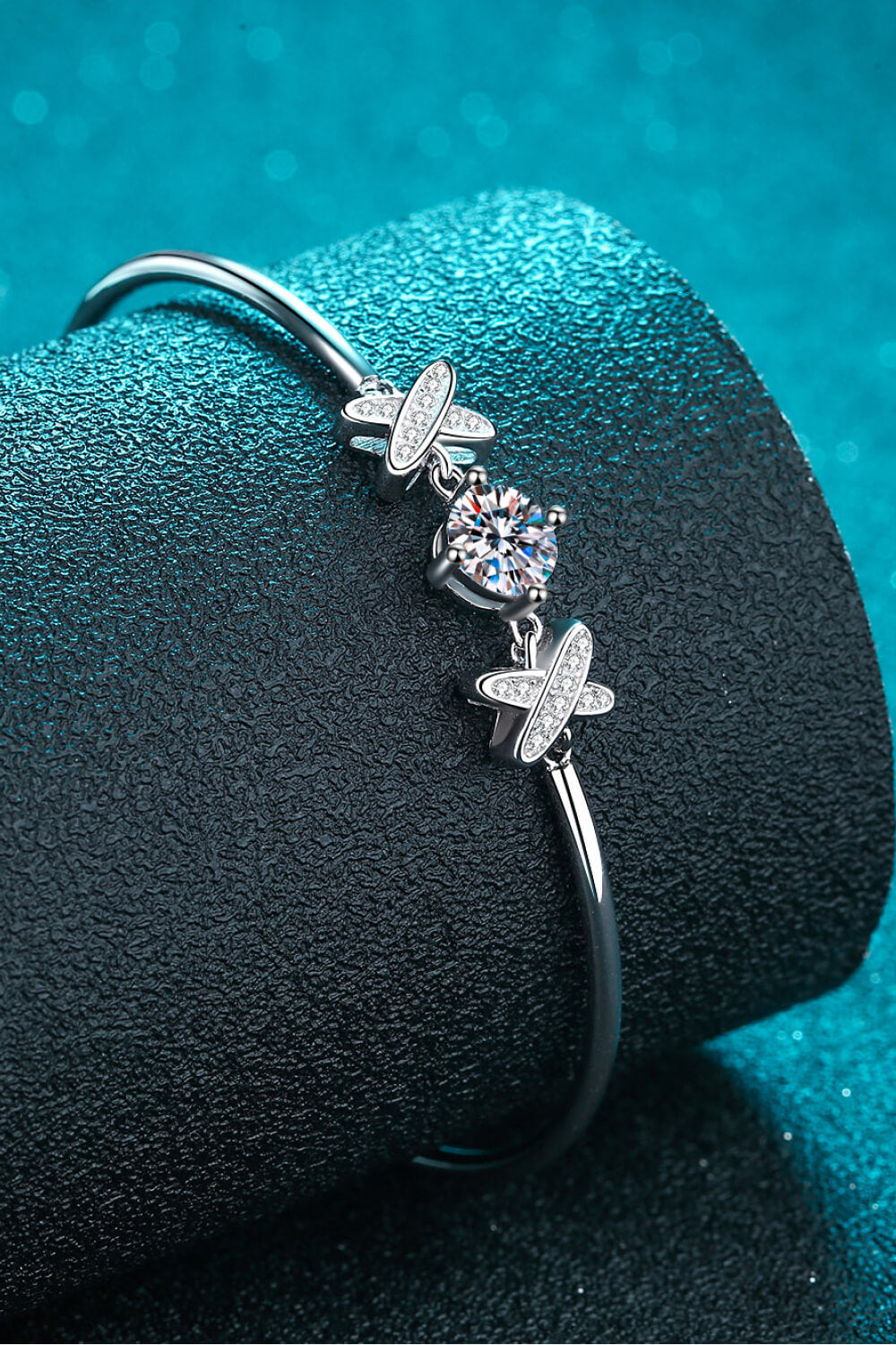XOX Moissanite Bracelet