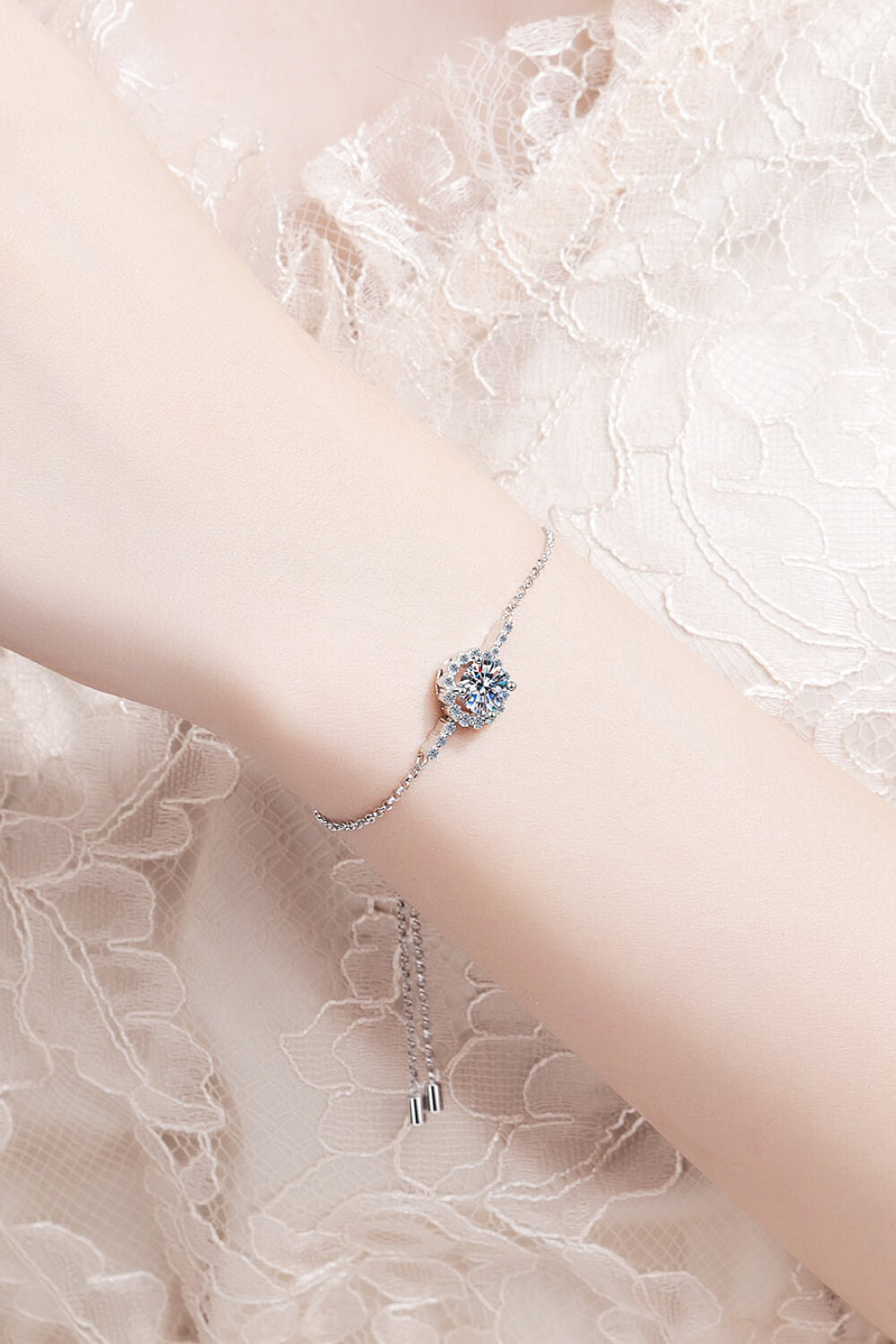 1 Carat Moissanite Halo Chain Bracelet