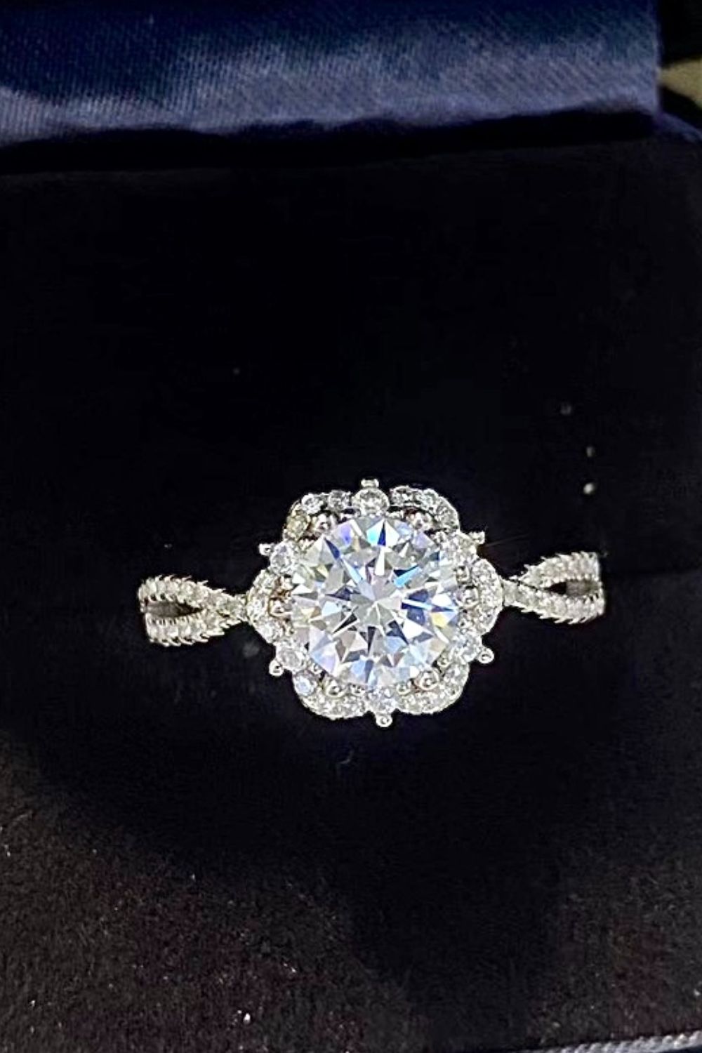 1CTW Rose Moissanite Ring