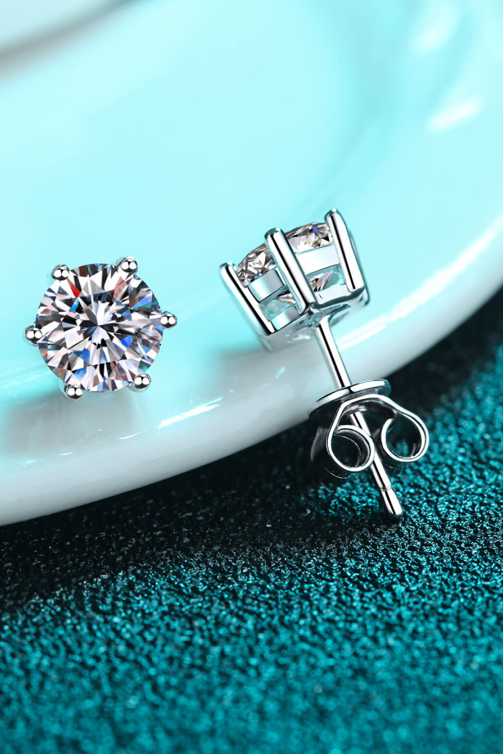 1 CTW Moissanite Stud Earrings